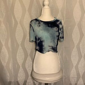 Cropped raw hem baby tee